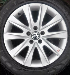 VW TIGUAN 17" ALLOY WHEEL AND PIRELLI TYRE X1 FULL SIZE SPARE