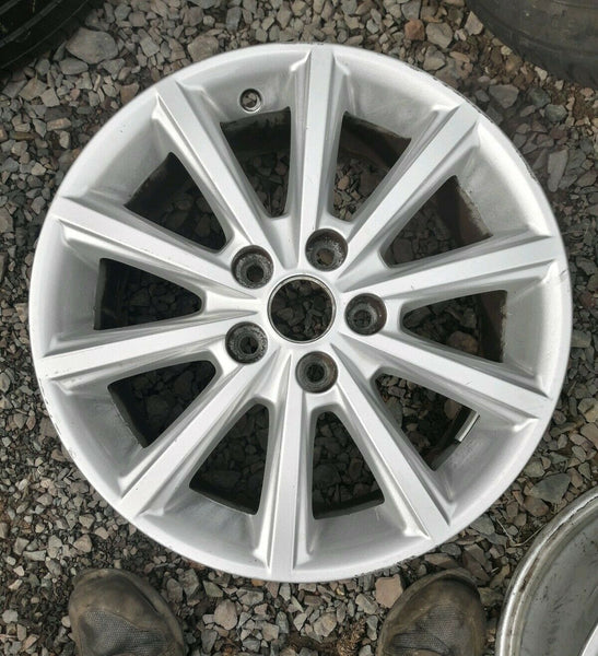 FORD C MAX FOCUS MK4 ZETEC NEW SHAPE 16" ALLOY WHEEL X1