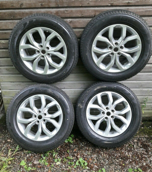 LAND ROVER DISCOVERY 5 19" ALLOY WHEELS AND PIRELLI TYRES IDEAL WINTER WHEELS