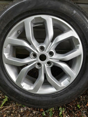 LAND ROVER DISCOVERY 5 19" ALLOY WHEELS AND PIRELLI TYRES IDEAL WINTER WHEELS