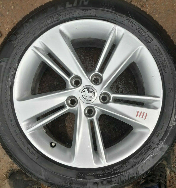 VAUXHALL Mk2 INSIGNIA 17" ALLOY WHEEL AND MICHELIN TYRE FULL SIZE SPARE  X1