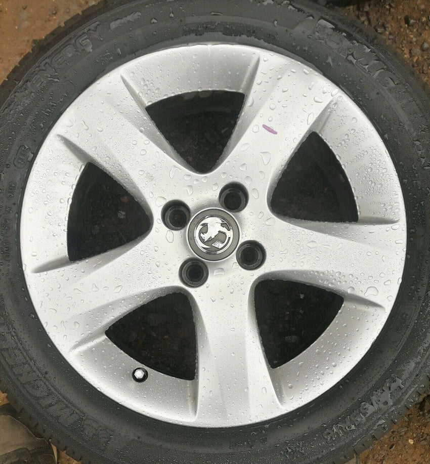 VAUXHALL CORSA D SXI FACELIFT 16" ALLOY WHEEL AND MICHELIN TYRE X1