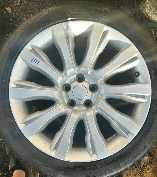 RANGE ROVER VOGUE 21" ALLOY WHEEL AND PIRELLI TYRE FULL SIZE SPARE  X1