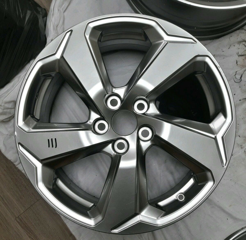 TOYOTA RAV 4 HYBRID NEW SHAPE 18" ALLOY WHEEL X1 FULL SIZE SPARE