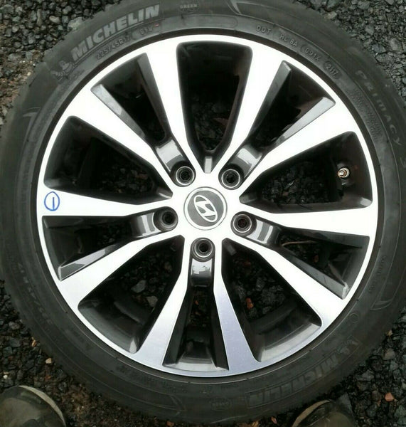 HYUNDAI I30 PREMIUM NEW SHAPE 17" ALLOY WHEEL AND MICHELIN TY FULL SIZE SPARE X1